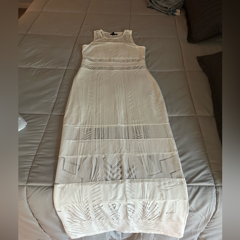 White dress used like new
